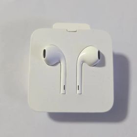 Apple EarPods with Lightning Connector