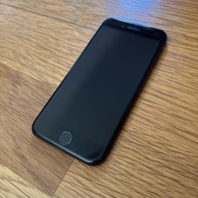 iphone7 ジェットブラック スマートフォン本体 iOS 15.8.7