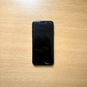 Apple iPhone 7 ブラック