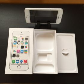 アイフォーン(iPhone)の美品 iPhone 5s シルバー(スマートフォン本体)