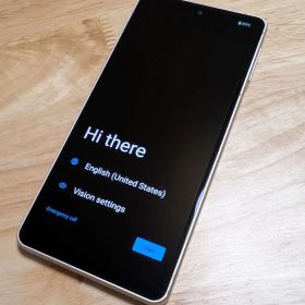 AQUOS sense8 シャープ SH-M26 本体 訳アリ アクオス