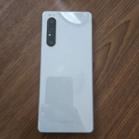 希少RAM12GB Xperia1II ホワイト国内SIMフリー版（おまけ付）