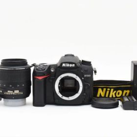 【シャッタ数2,293回 】Nikon D7000 Nikkor 18-55mm