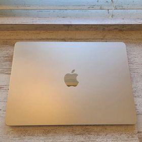 MacBook Air M2 13.6 8GB 256GB バッテリー99%