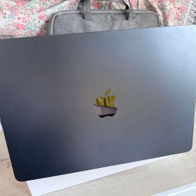 M2 MacBook Air 13.6インチ 8GB 256SSD