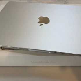 MacBook Air M2 シルバー 8GB 256GB UK配列 動作良好