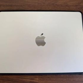 Apple M2 MacBook Air