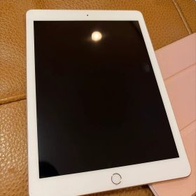 iPad 第6世代 32GB Wi-Fi 動作良好 初期化済