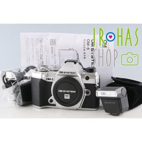 Olympus OM System OM-5 Mirrorless Digital Camera + FL-LM3 #64202A4