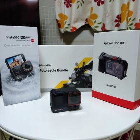Insta360 Ace Pro 本体＋付属品セット