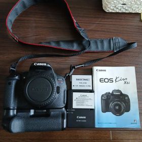 Canon EOS Kiss X6i 本体と付属品
