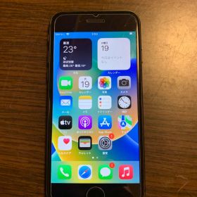 iPhone 8 (MQ782J/A) SIMフリー