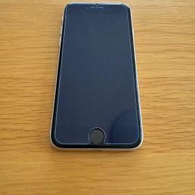 Apple iPhone SE3 128GB ホワイト 本体