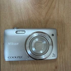 Nikon COOLPIX S3500 コンパクトデジタルカメラ ジャンク