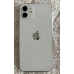 アップル(Apple)のアップル iPhone12 64GB ホワイト バッテリー77% おまけ付き。(スマートフォン本体)