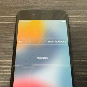 Apple iPhone 7 ブラック 画面ひびあり