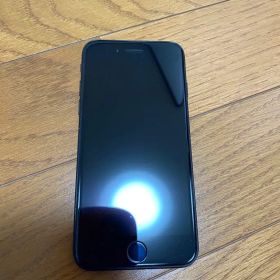 iPhone 7 Jet Black 128 GB au