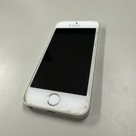 アイフォーン(iPhone)のApple iPhone SE ホワイト スマートフォン(スマートフォン本体)