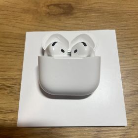 Apple AirPods 第4世代 A3050 3053