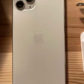 Apple iPhone 11 Pro シルバー