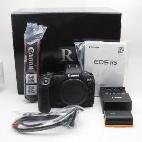 Canon EOS R5 ボディー ミラーレスカメラ 〔キャノン RF マウント〕