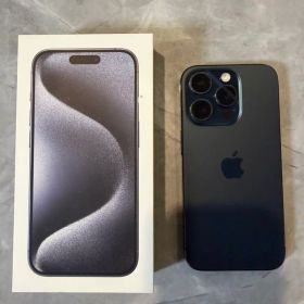 Apple iPhone 15 Pro 本体