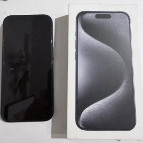 【美品】Apple iPhone15Pro ブルーチタニウム 本体256GB