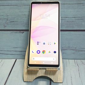au Xperia 10 III SOG04 ホワイト SONY 本体 白ロム SIMロック解除済み SIMフリー 美品 A636973