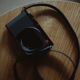 Leica Q2 本体 ブラックペイント