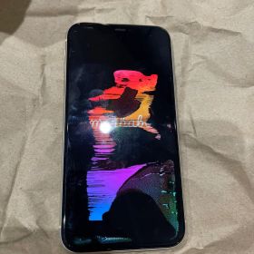iPhone 11 64GB ホワイト ジャンク品