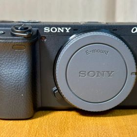 【中古美品】SONY α6400 ショット数2564枚 おまけあり α6400 新品 82,000円 中古 74,200円 | ネット最安値の価格比較