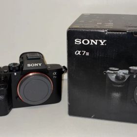SONY α7 III ミラーレスカメラ 箱付き