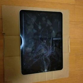 iPadPro11インチ第3世代 Wi-Fi 液晶割れあり動作確認済み