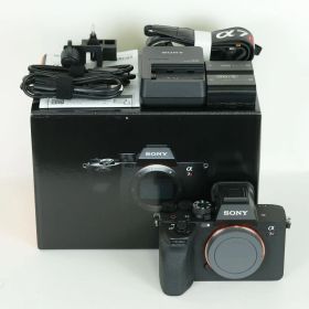[美品 | シャッター数5,526回｜バッテリー2個付] SONY α7R V（ILCE-7RM5） | SONY Eマウント
