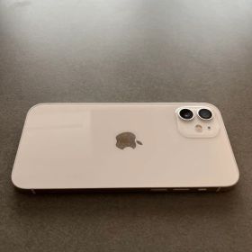 Apple iPhone 12 ホワイト 本体