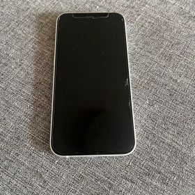 Apple iPhone 12 ホワイト 本体