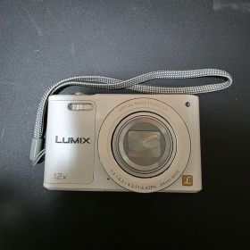 Panasonic LUMIX DMC-SZ10 本体 ホワイト デジカメ