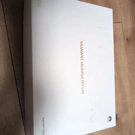 HUAWEI MediaPad M3 Lite 10 本体