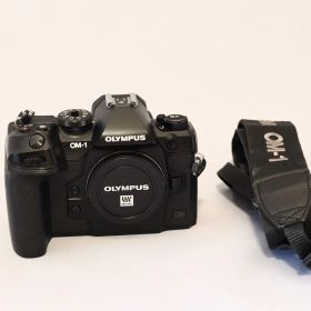 【良品】OM SYSTEM OM-1