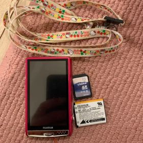 [動作品]FUJIFILM FinePix Z950EXR ピンク 本体