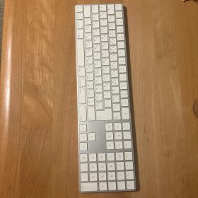 APPLE MAGIC KEYBOARD(テンキー付き-JIS)