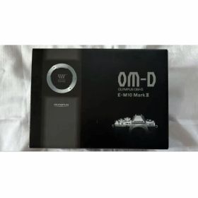 【美品】オリンパスOM-D E-M10 MarkIII EZ ダブルズームキット