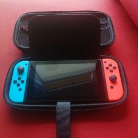 Nintendo Switch 本体 ネオンブルー ネオンレッド
