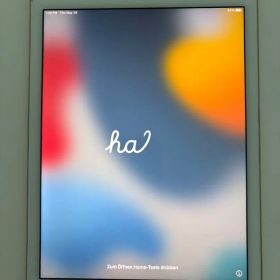 iPad 第5世代 32GB ゴールド 中古AC付けます