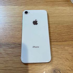 Apple iPhone8 64GB 本体 【C】