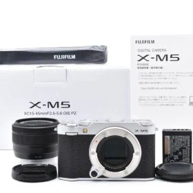 ★極上美品★《ショット数655回》フジフイルム FUJIFILM X-M5 XC15-45mmレンズキット シルバー★ YMA1380＃11