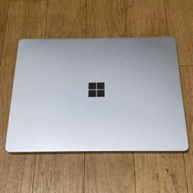 Microsoft Surface Laptop Go2本体 シルバー