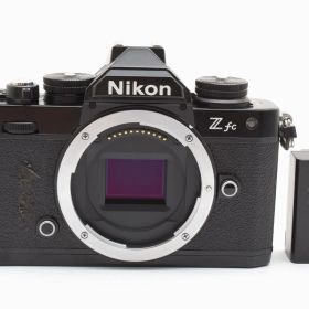 ★ショット数45,413 回★ニコン Nikon Zfc ボディ ブラック★ T33＃5621