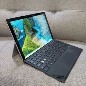Surface Pro 7 i5 8GB 128GBタイプカバー付属 s