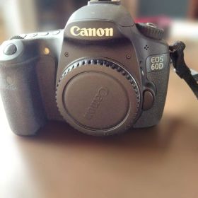 Canon EOS 60D デジタル一眼レフカメラ 本体
